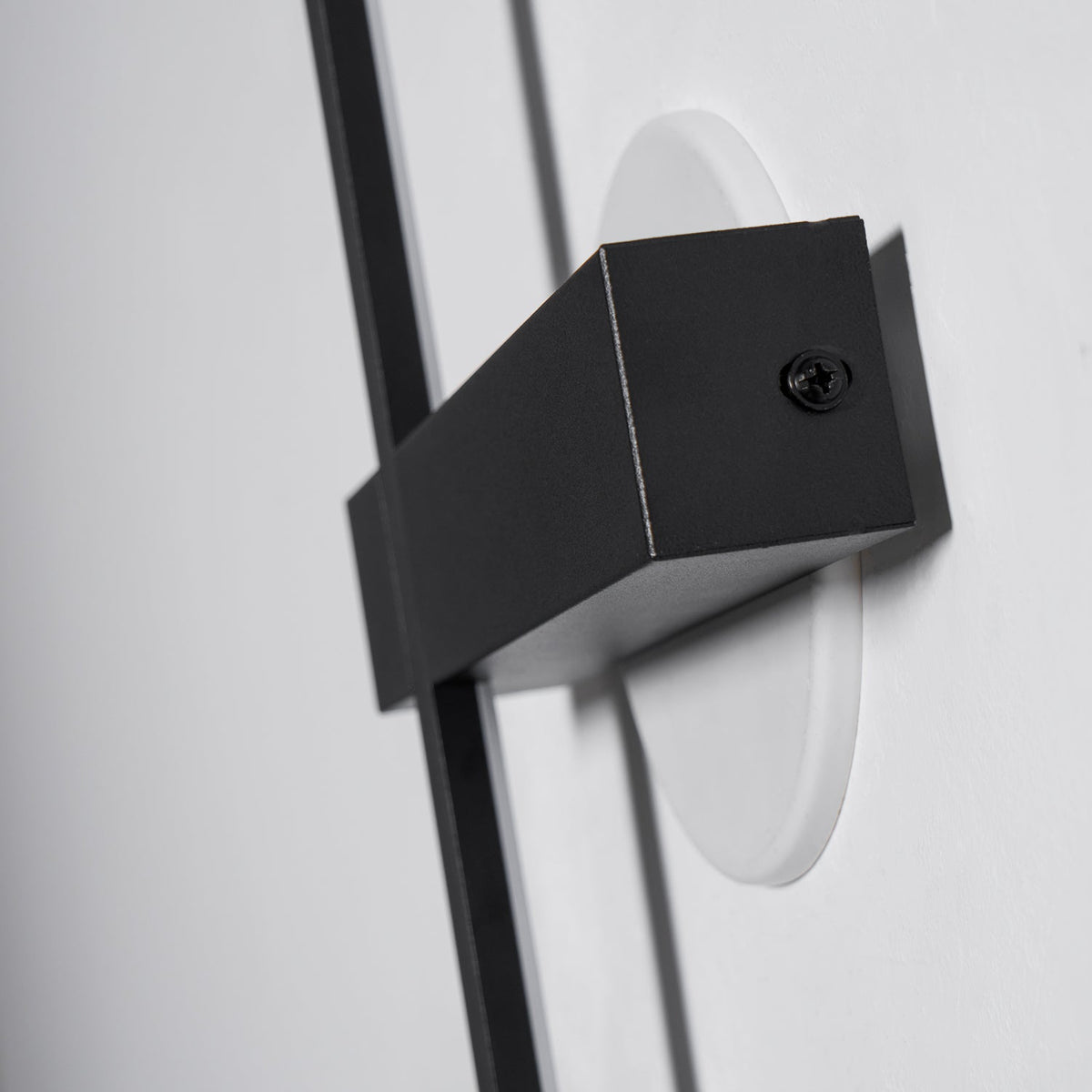 Rigo Linear LED Hardwired Wall Sconce