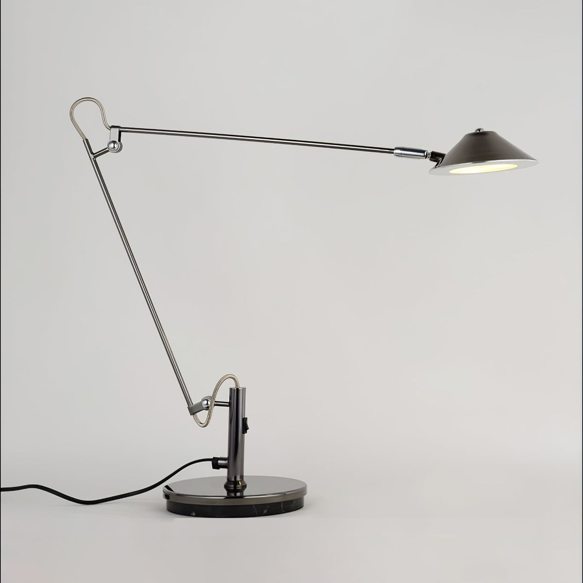 Ostin Black Metal LED Office Task Lamp