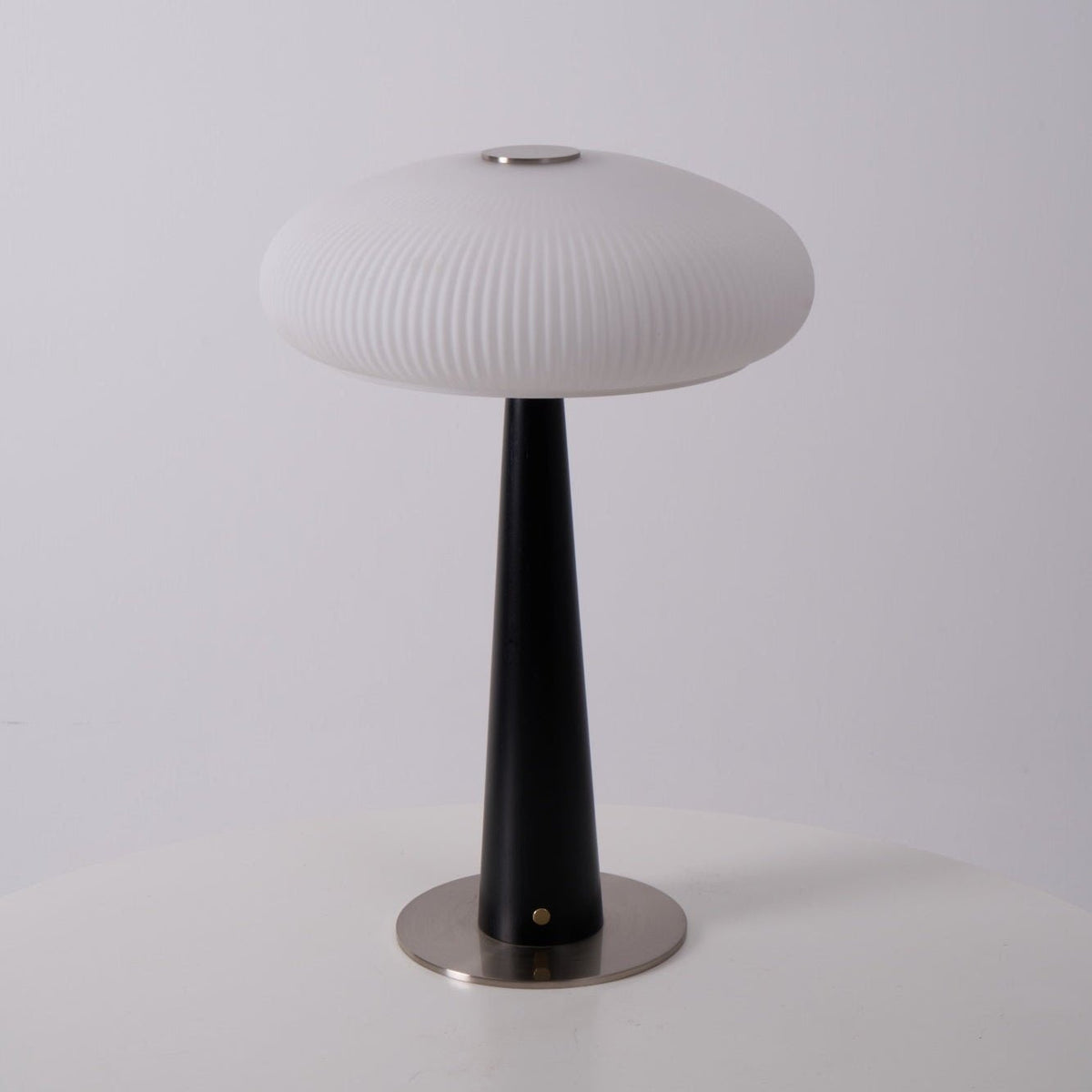 Quintia Fluted Glass Rechargeable LED Table Lamp