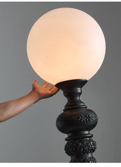 Corinthe Carved Column Floor Lamp