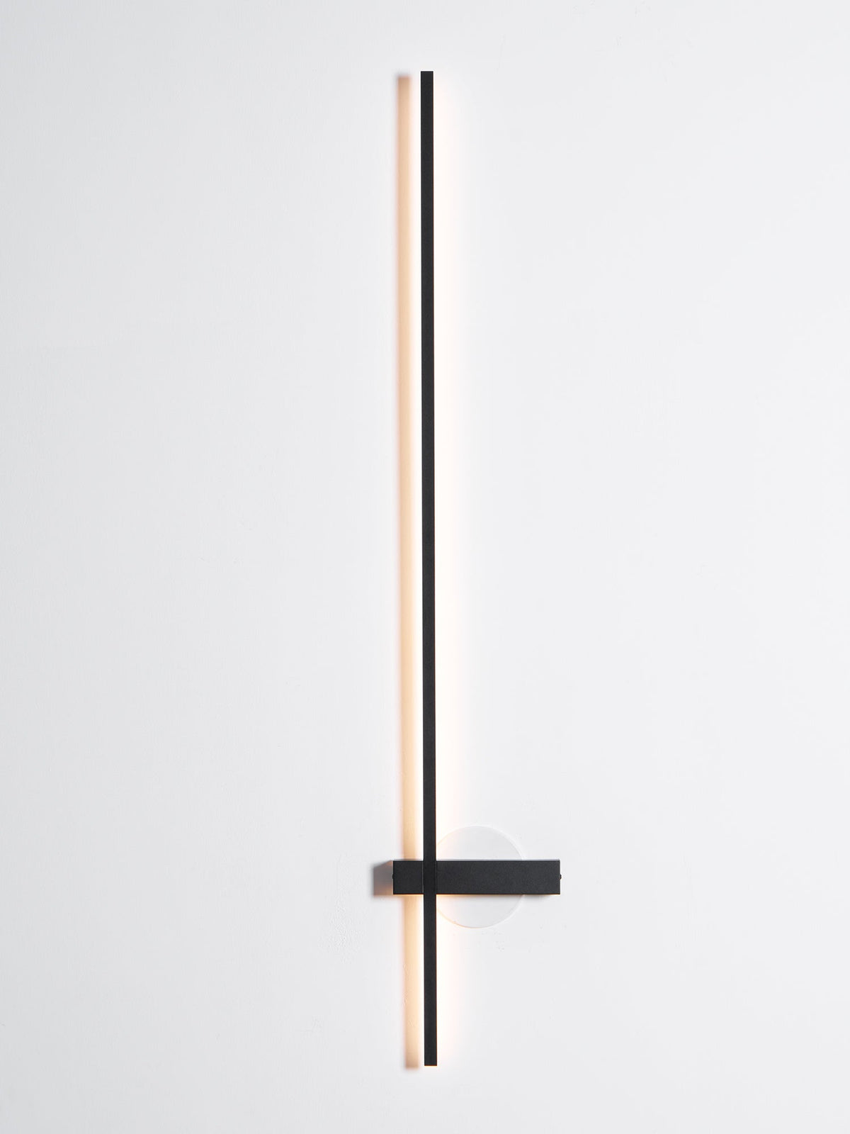 Rigo Linear LED Hardwired Wall Sconce