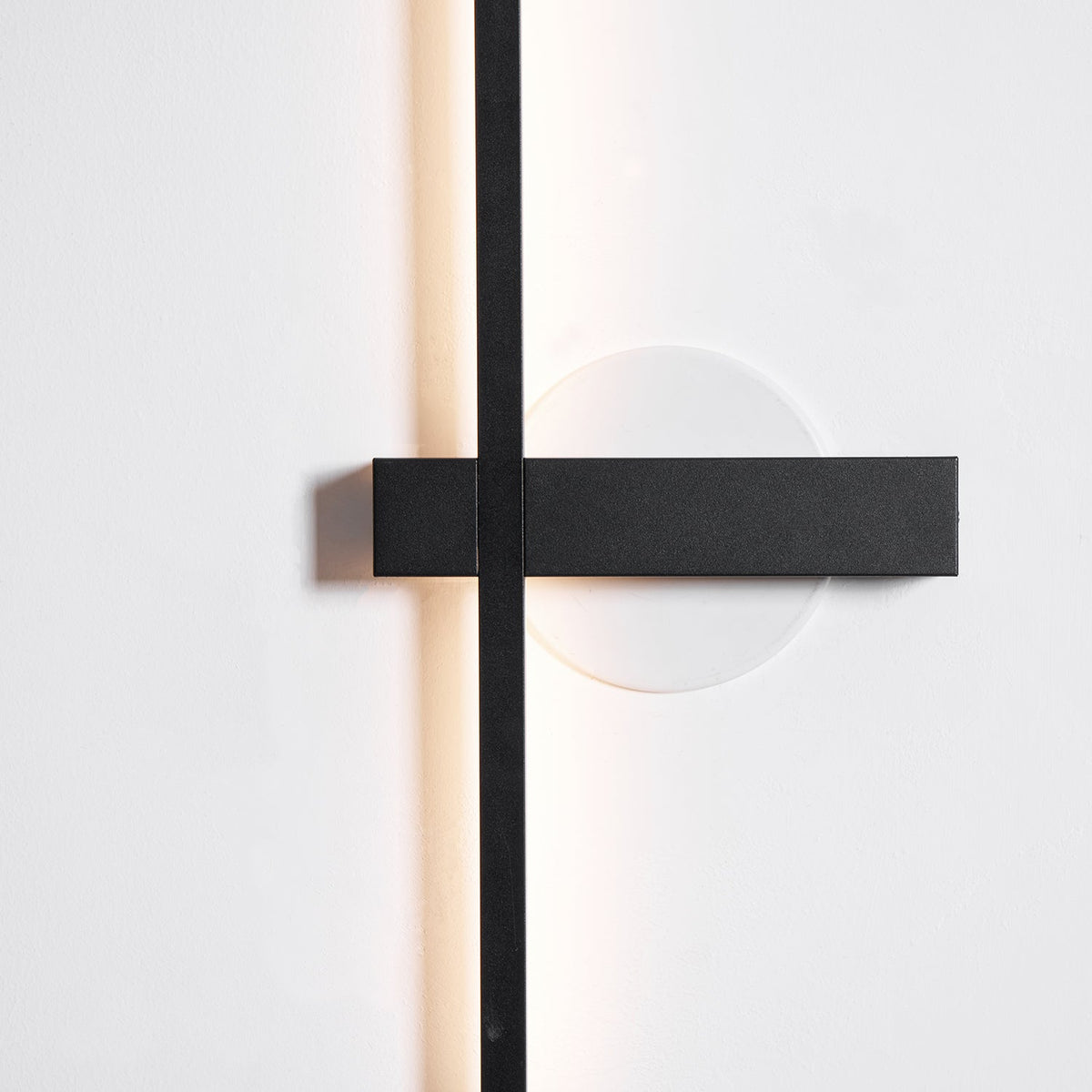 Rigo Linear LED Hardwired Wall Sconce