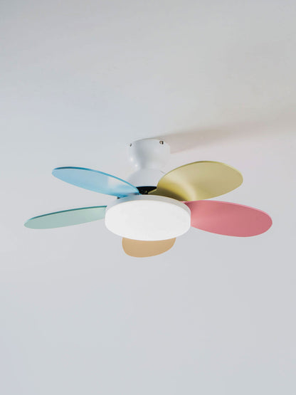 Petalo Petal Blade Ceiling Fan Light