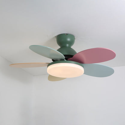 Petalo Petal Blade Ceiling Fan Light