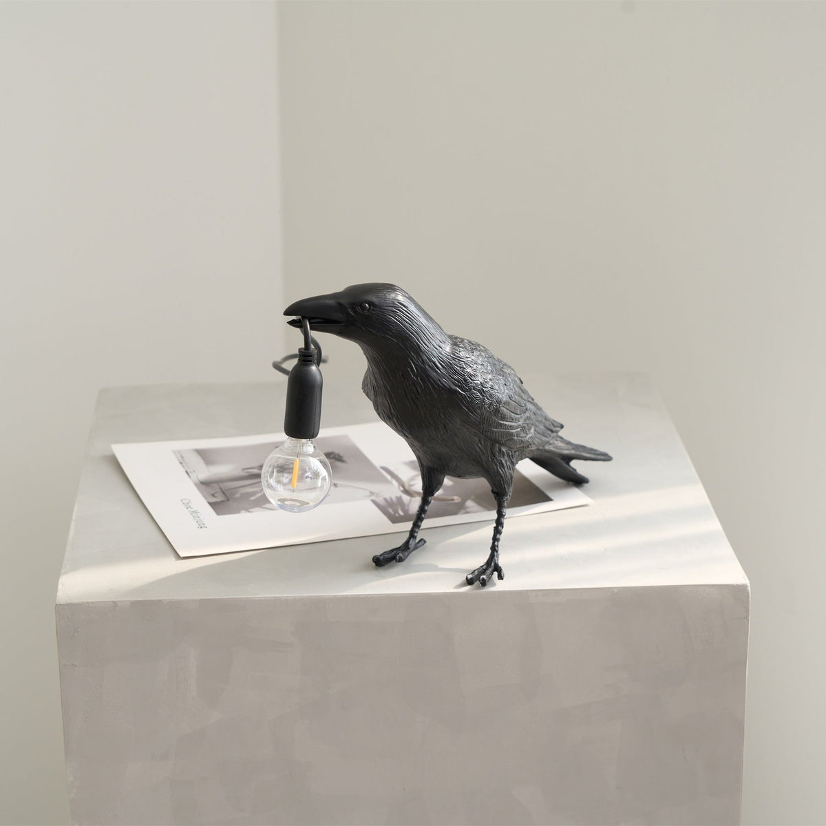 Corbeau Resin Raven Sculpture Edison Bulb Table Lamp