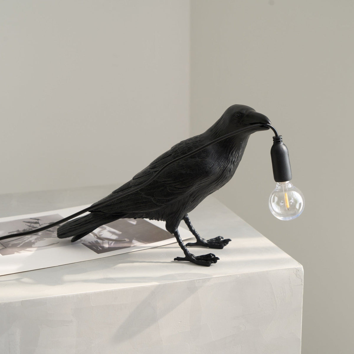 Corbeau Resin Raven Sculpture Edison Bulb Table Lamp