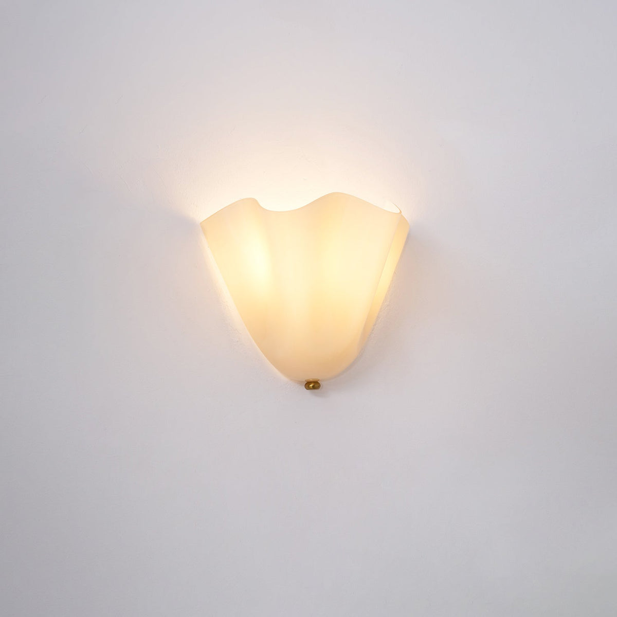 Petalia Organic Petal Glass Wall Sconce Light