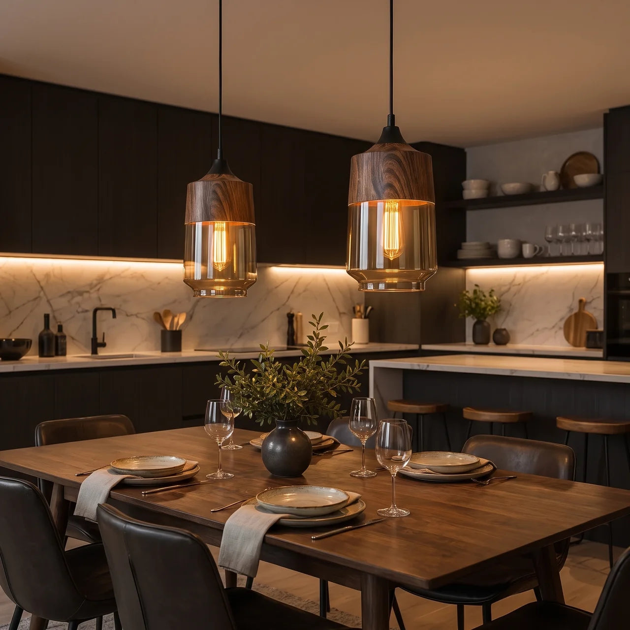 Barrelé Pendant Light